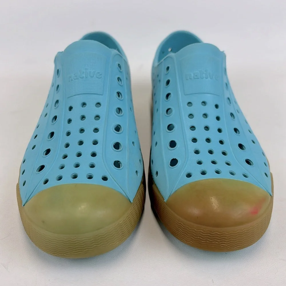 NATIVE Jefferson Light Blue Glow in the Dark Slipon Waterproof Size C13